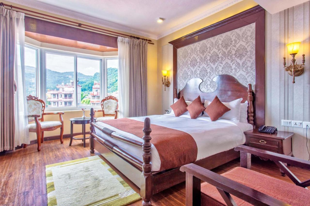 Da Yatra Courtyard Hotel Похара Екстериор снимка